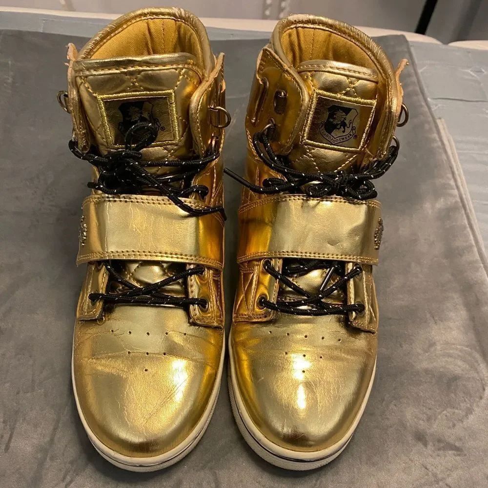 Vlado golden sneakers, size 7